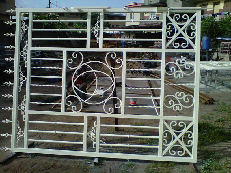 Metal Gate Designs